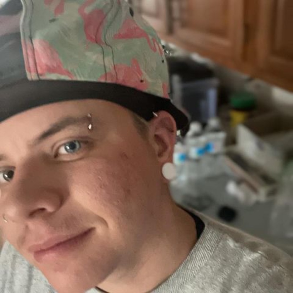 Meet your Posher, Tj